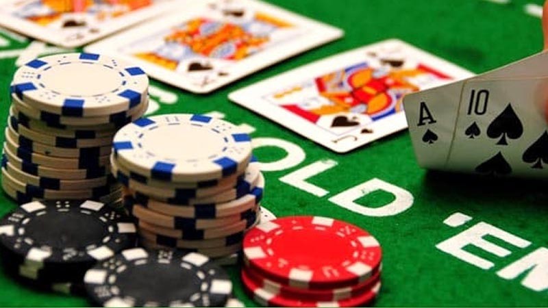 luật chơi poker với các vòng cược