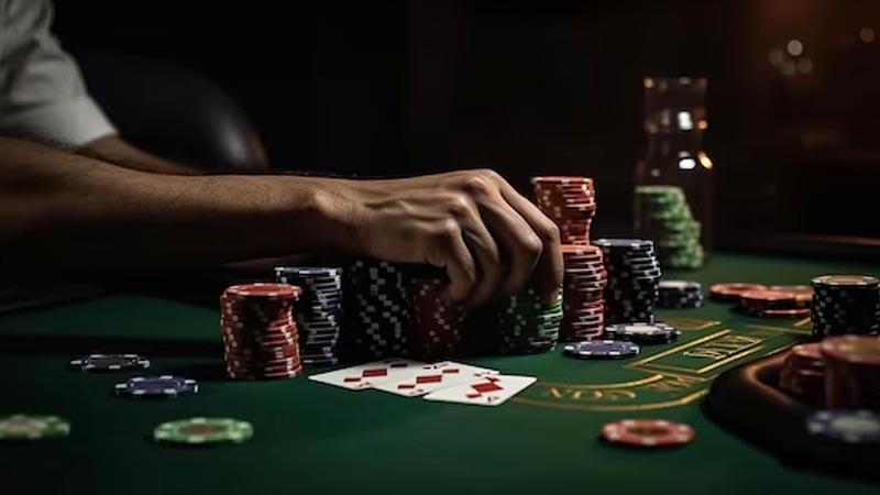 cách chơi bài poker chuyên nghiệp 2024 mới