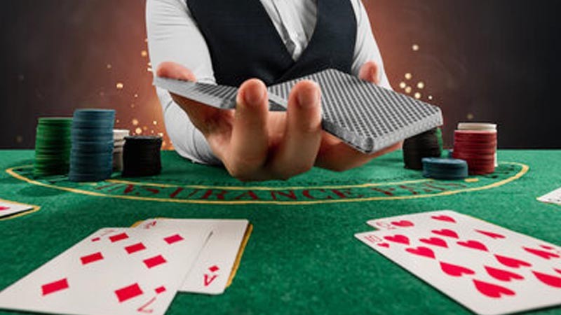 cách chơi bài poker chuyên nghiệp và lưu ý